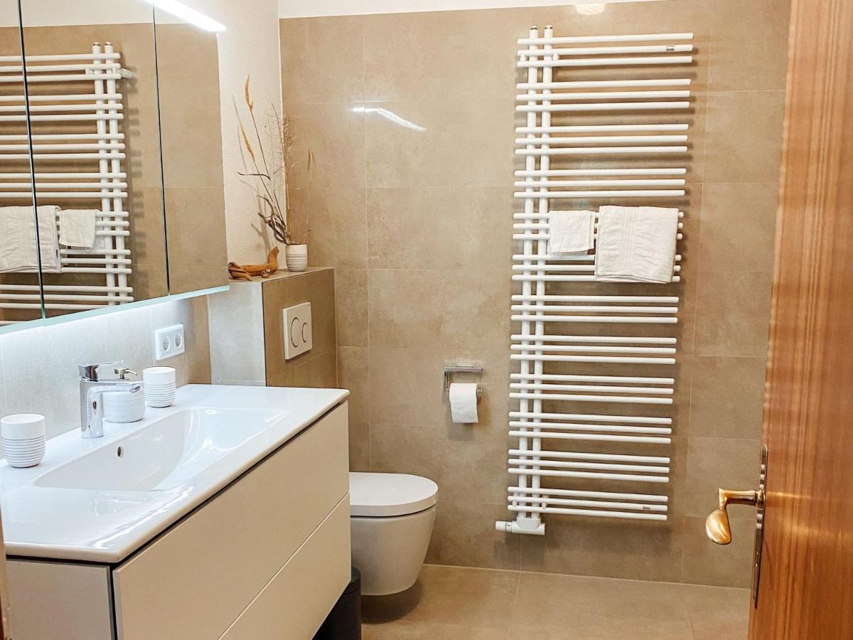 Ferienwohnung Findling ريشِناو المظهر الخارجي الصورة